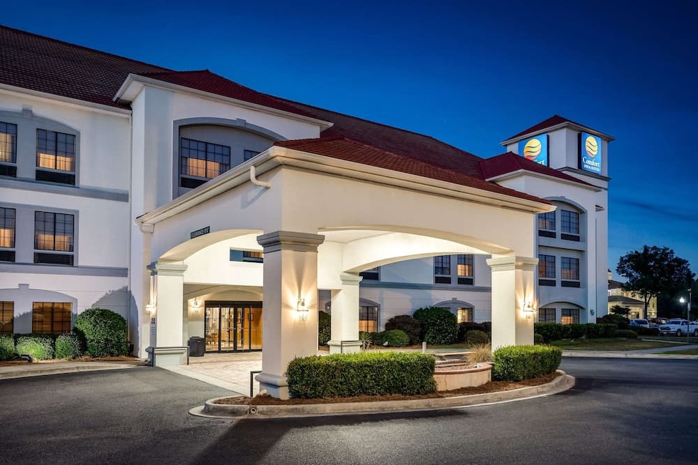 Spark by Hilton Savannah Airport main