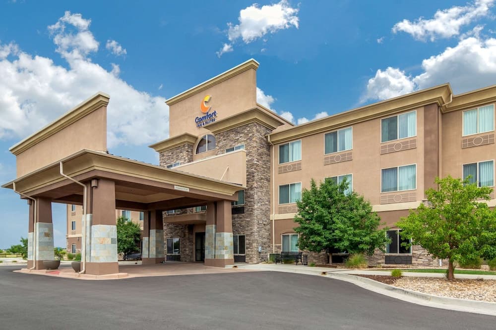 Comfort Inn & Suites Brighton Denver Ne Medical Center main