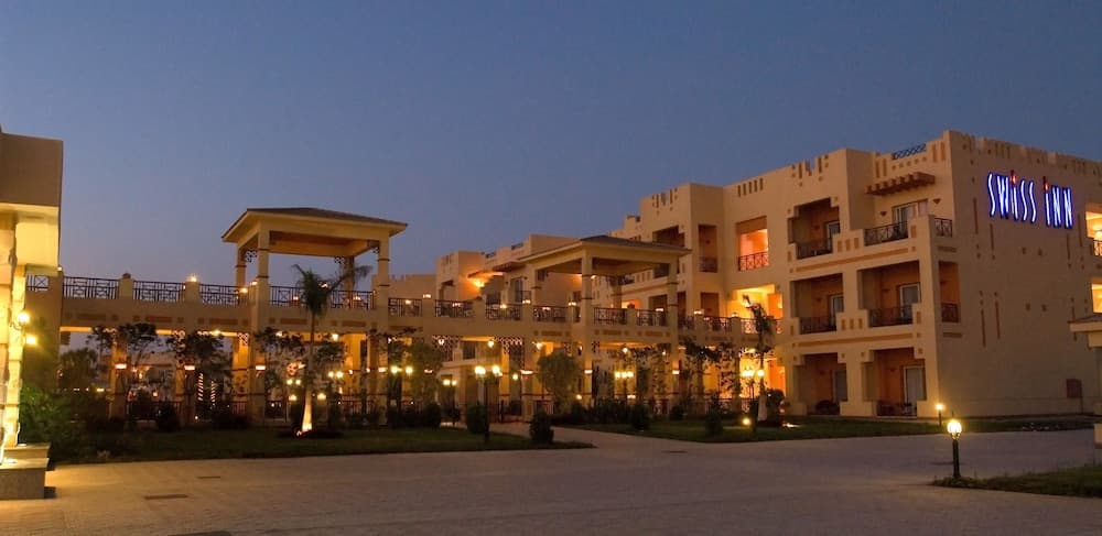 Swiss Inn Pyramids Golf Resort & Swiss Inn Plaza main