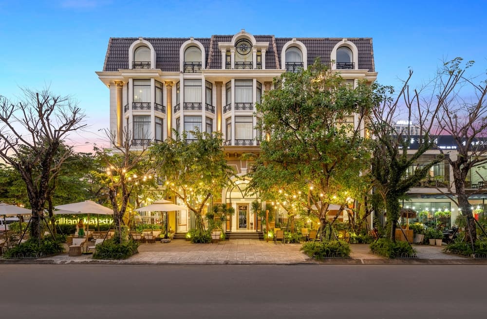 Brilliant Majestic Hotel main