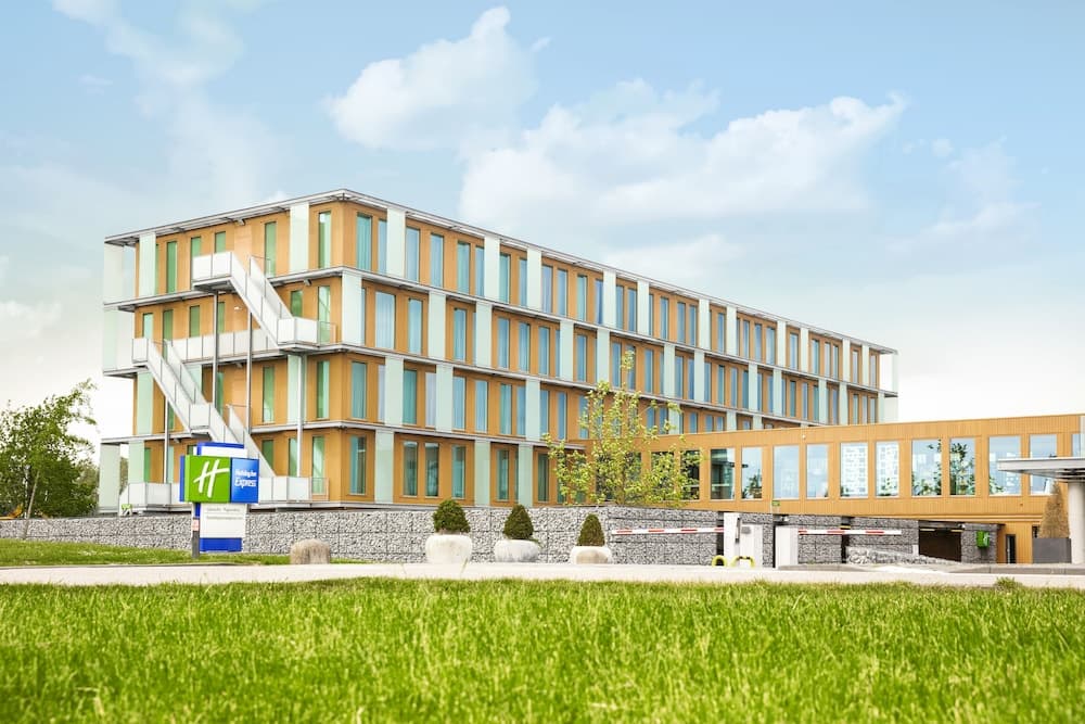 Holiday Inn Express Utrecht- Papendorp main