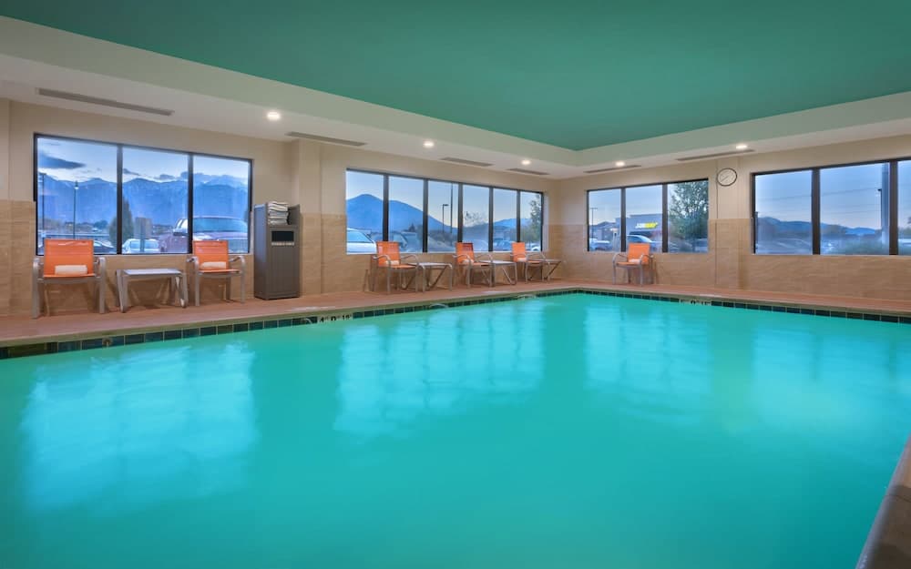 Holiday Inn Express & Suites Orem-North Provo main