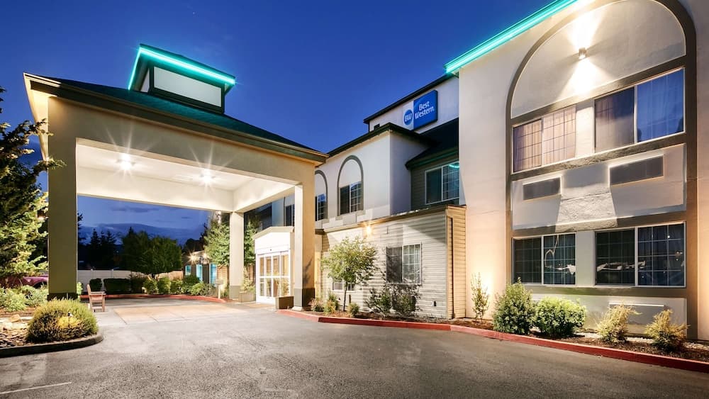Best Western Woodland Inn main