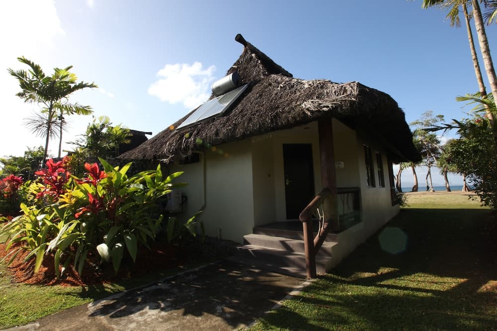Uprising Beach Resort main