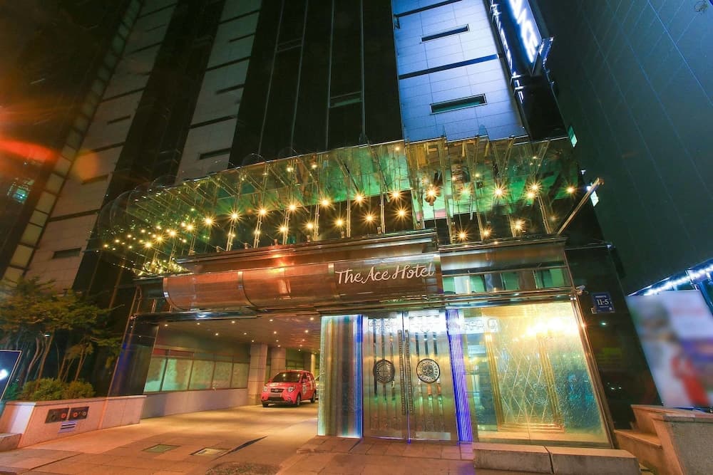 The Ace Hotel (Adults Only)