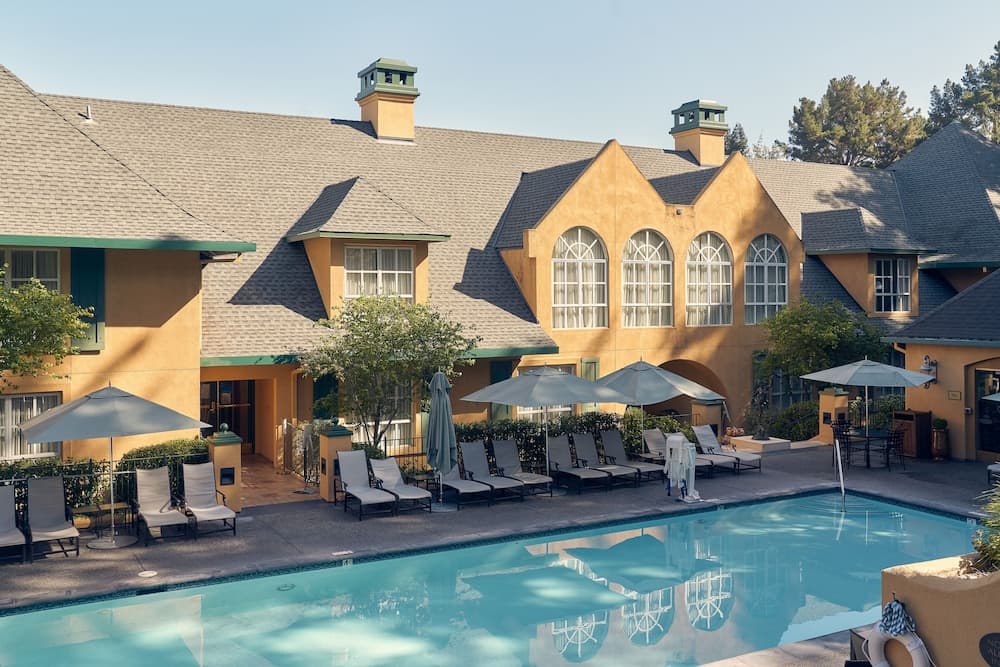 Lafayette Park Hotel main