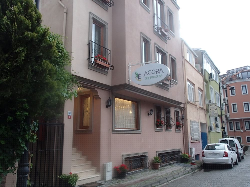 Agora Guesthouse main