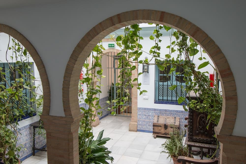 Apartamentos Suites Santa Cruz main