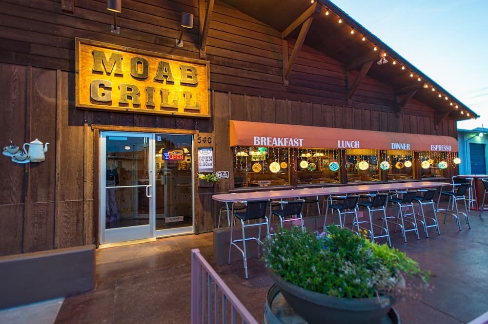 Big Horn Lodge main