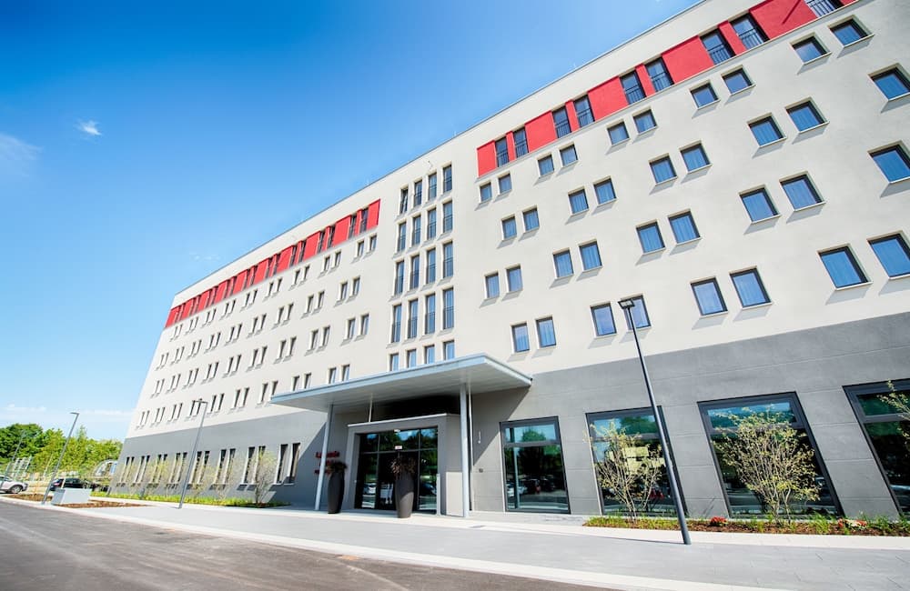 Leonardo Hotel Munich City East main
