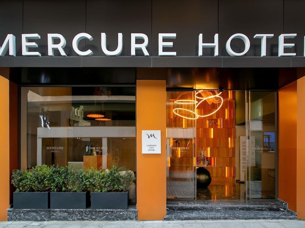 Mercure Larnaca City main