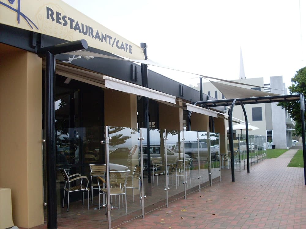The Richmond Henty Hotel main