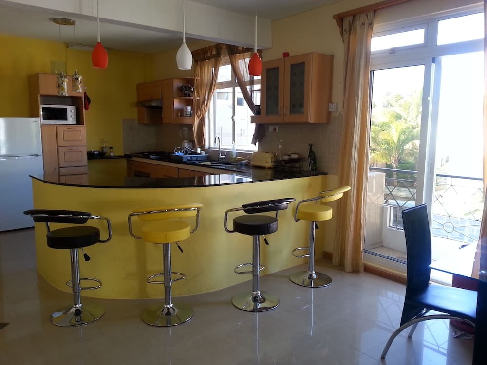 Krishangel Beach Apartment main