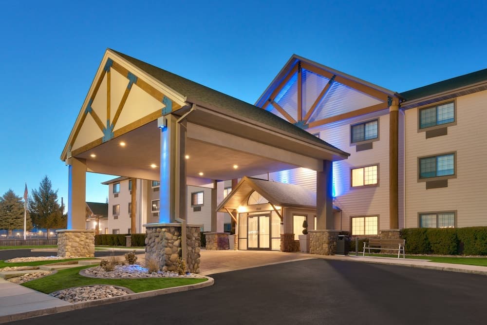 Holiday Inn Express Heber City main
