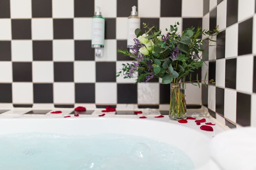 Grand Tonic Hotel Biarritz main