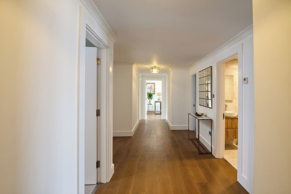 Monarch House - Serviced Apartments - Kensington main