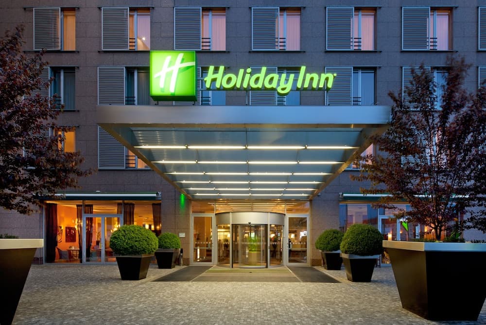 Holiday Inn Prague Congress Centre main