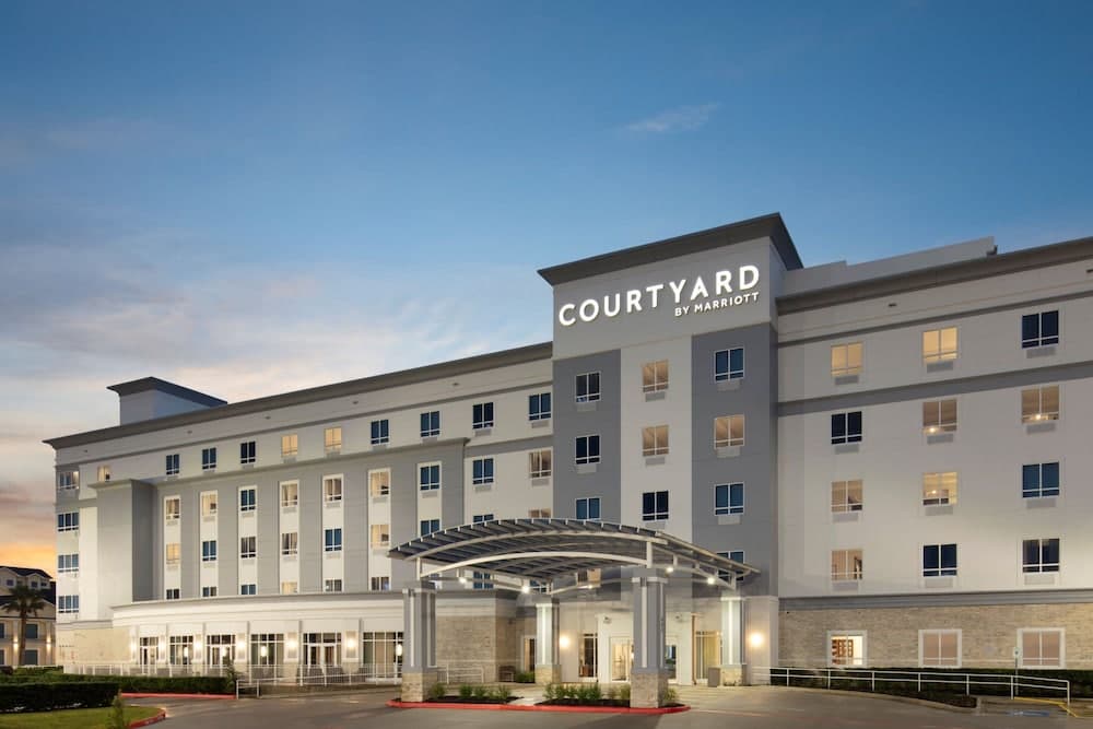 Holiday Inn Kemah (Near Boardwalk) main