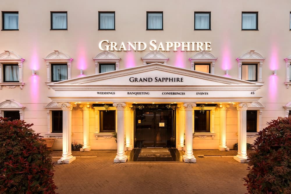 Grand Sapphire Hotel & Banqueting main