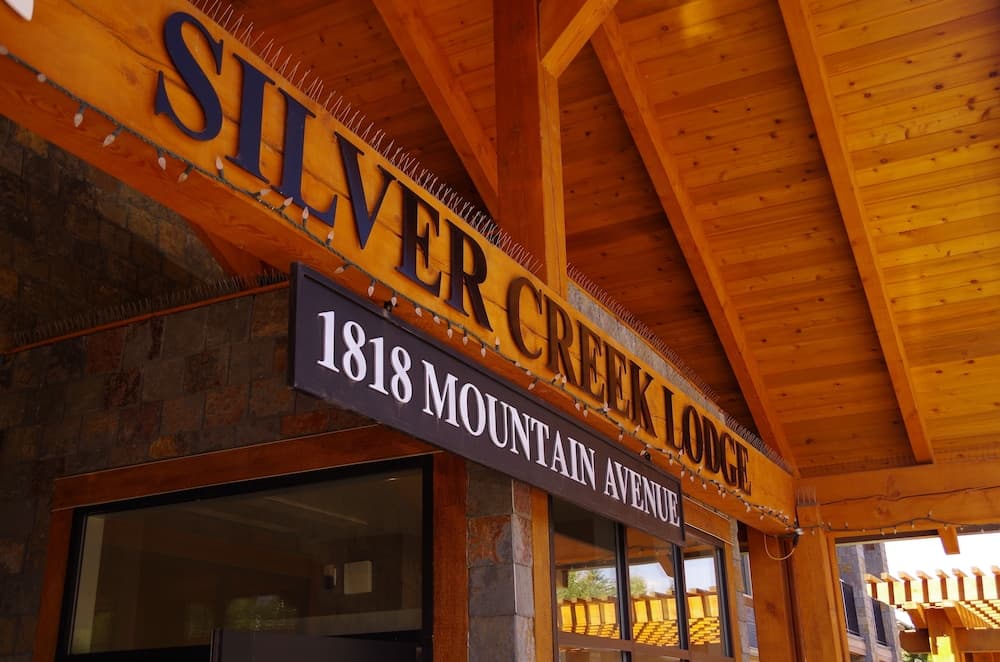 Silver Creek Lodge main