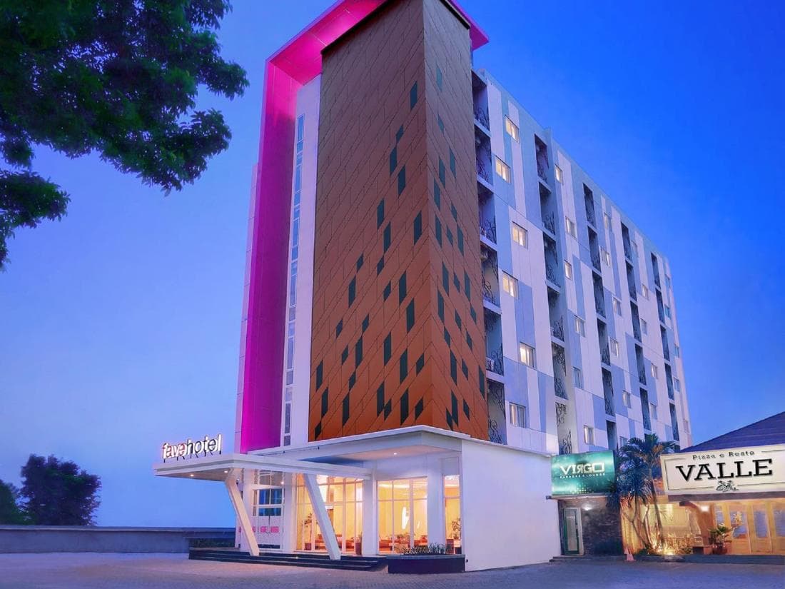 Favehotel Diponegoro main