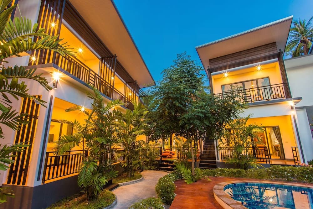 The Ozo Koh Tao main