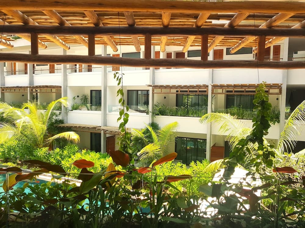 Laila Resort Seychelles main