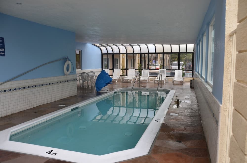 Beachside Inn main