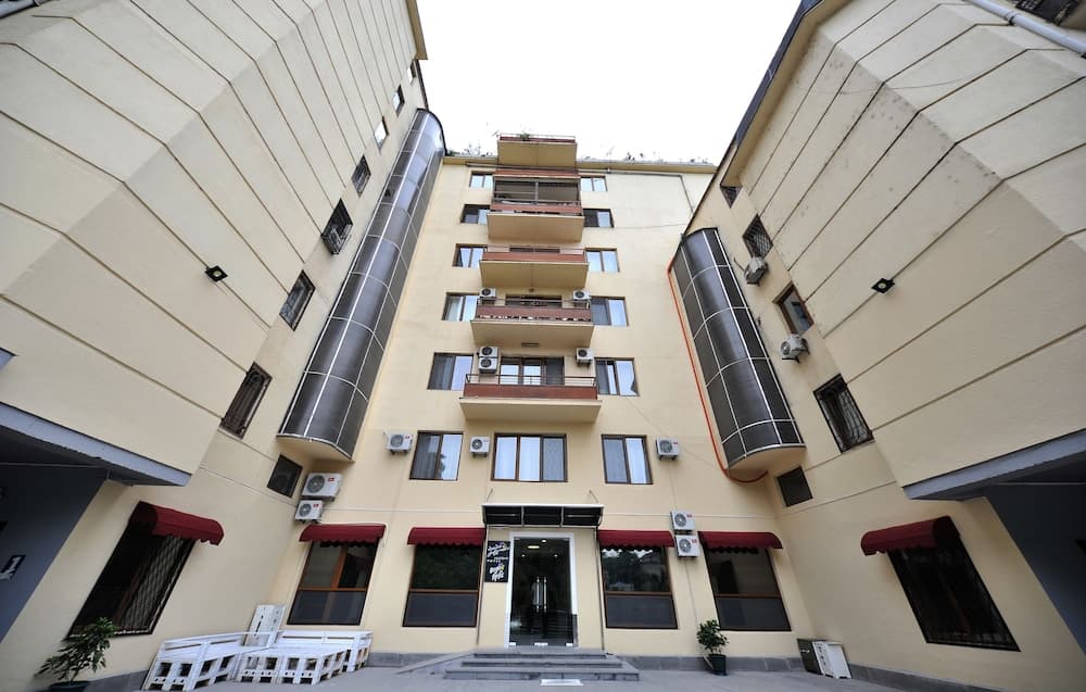 Boho Tiflis Hotel main