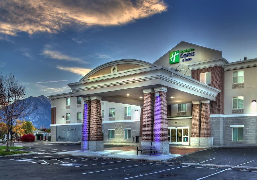 Holiday Inn Express & Suites Minden main