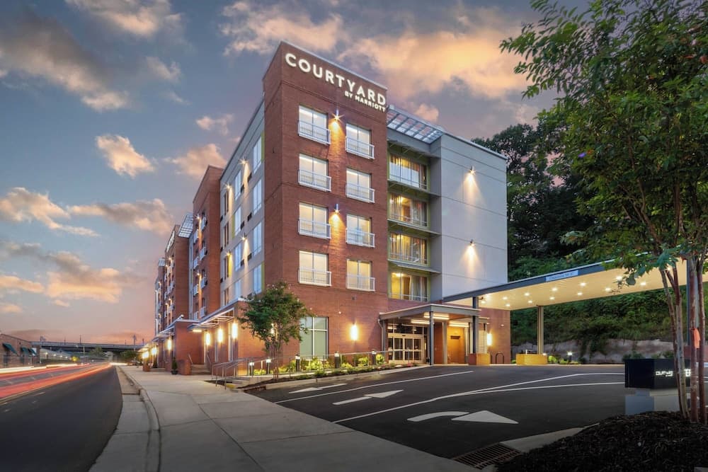 Courtyard By Marriott Asheville Biltmore Village main