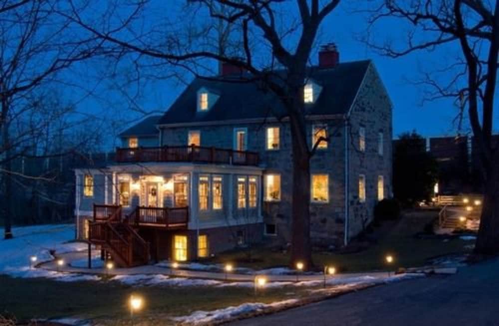 The Wayside Inn main