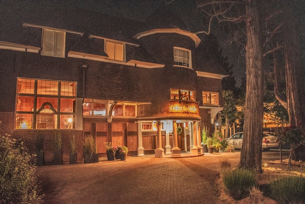 Cedar Gables Inn main