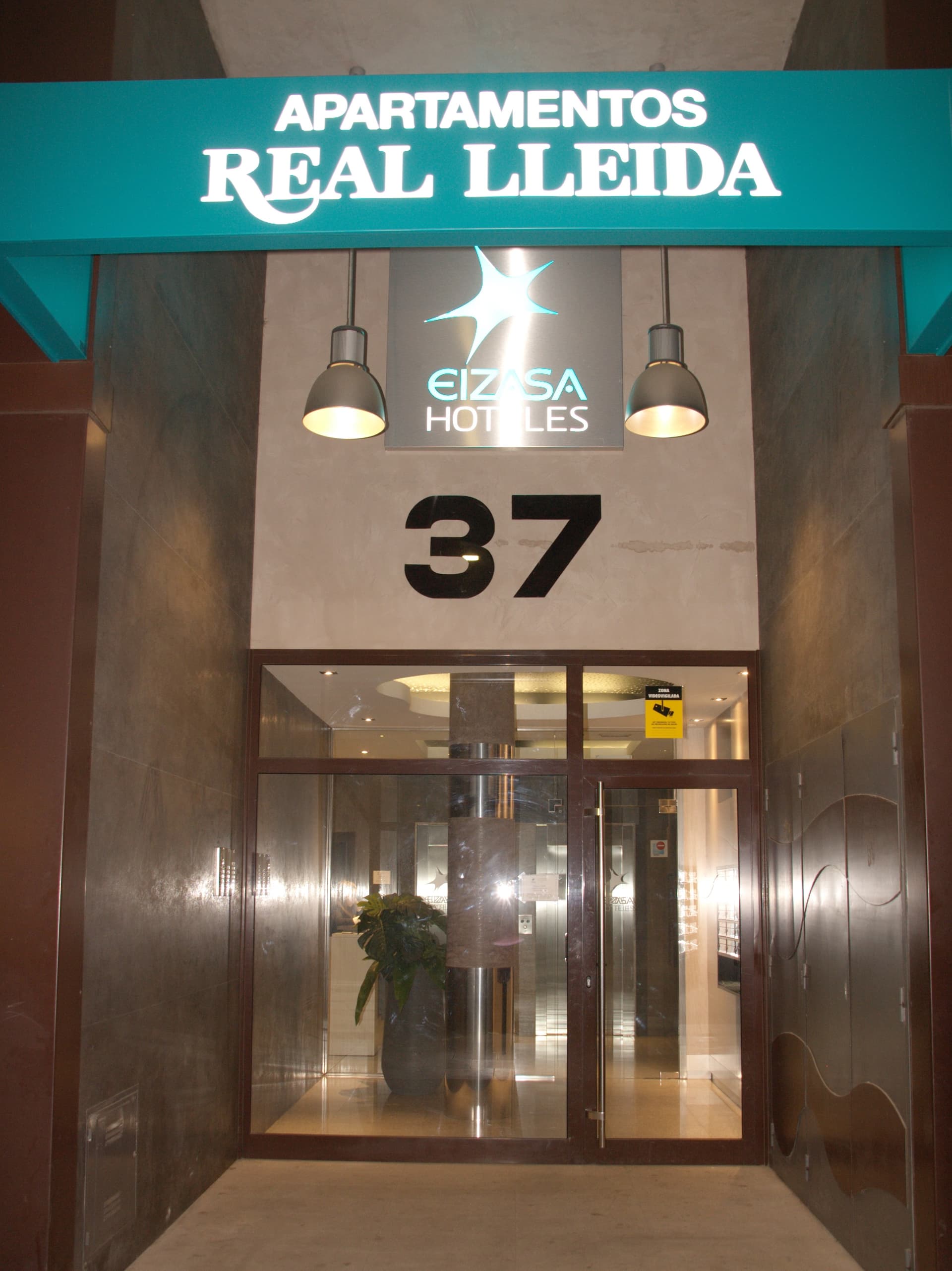 Apartamentos Real Lleida main