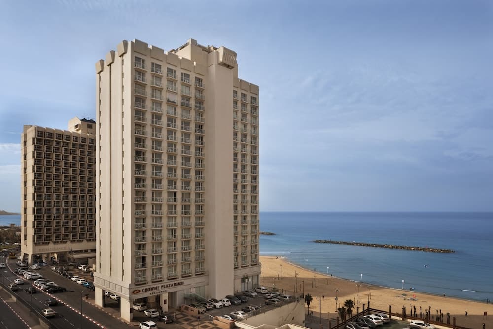 Crowne Plaza Tel Aviv Beach main