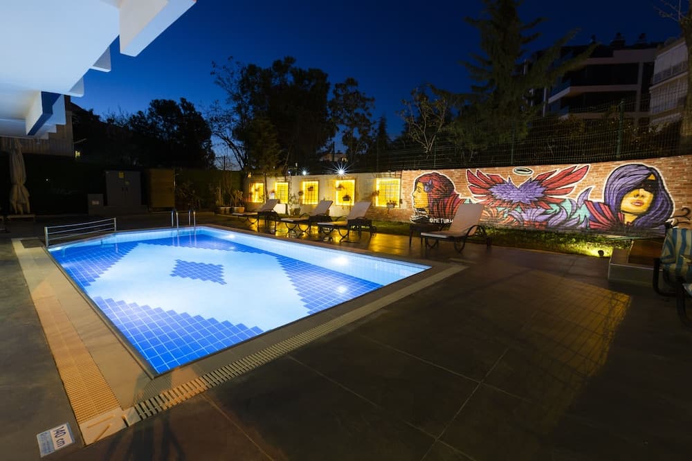 Mene City Hotel main
