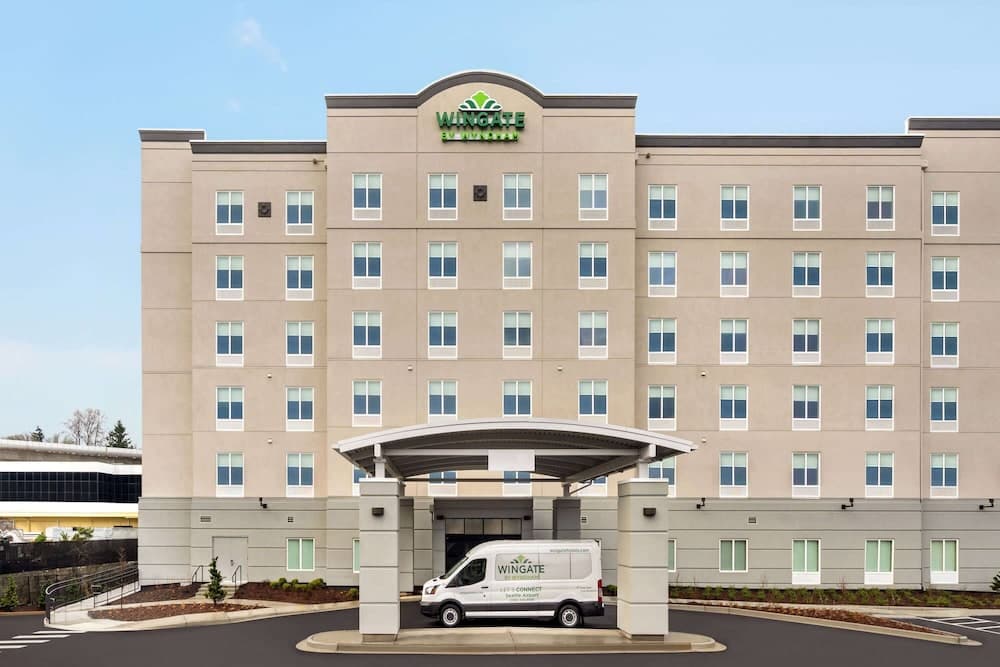 Wingate By Wyndham Seatac Airport main