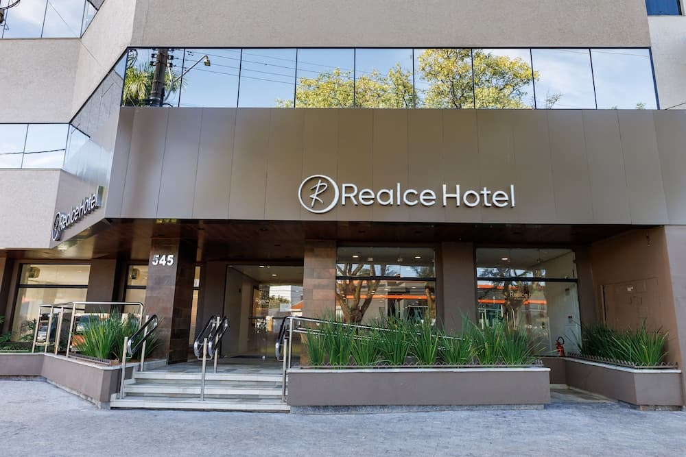 Realce Hotel main