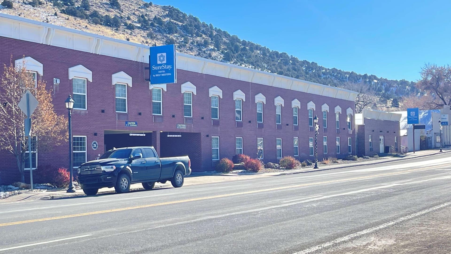 Surestay By Best Western Eureka main