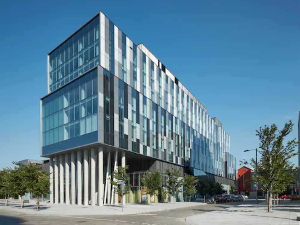 Residence & Conference Centre Toronto Downtown main