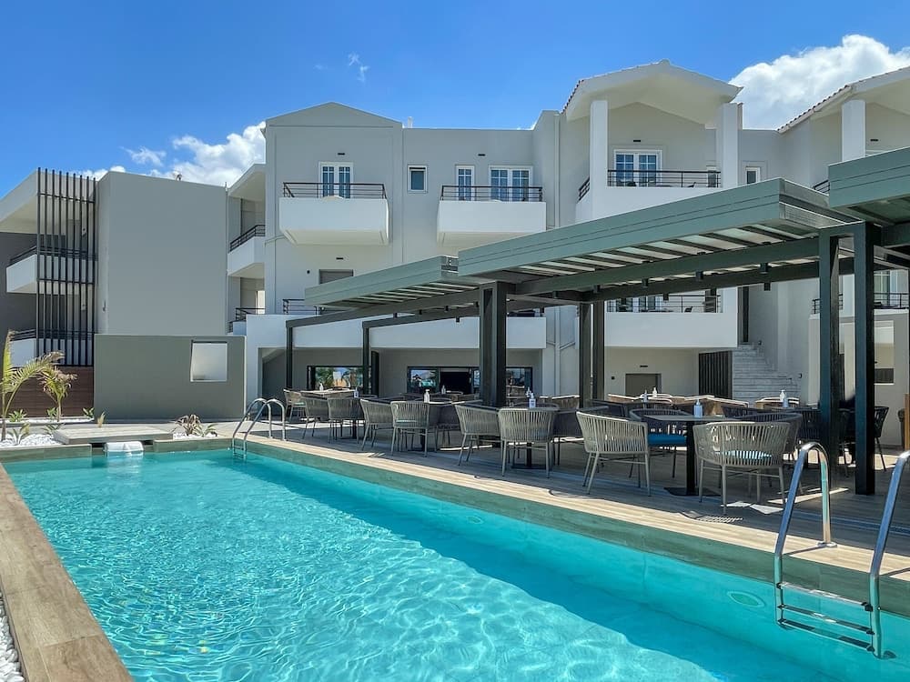 Mare Blue & Suites Hotel (Adults Only) main