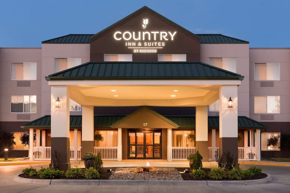 Country Inn & Suites by Radisson, Council Bluffs, IA main