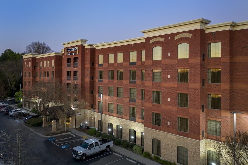 Staybridge Suites Columbia main