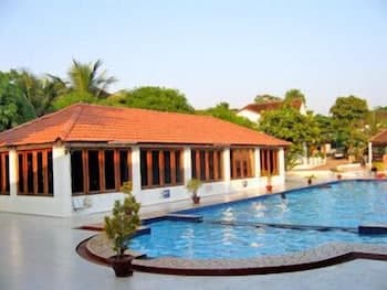 Angels Resort main