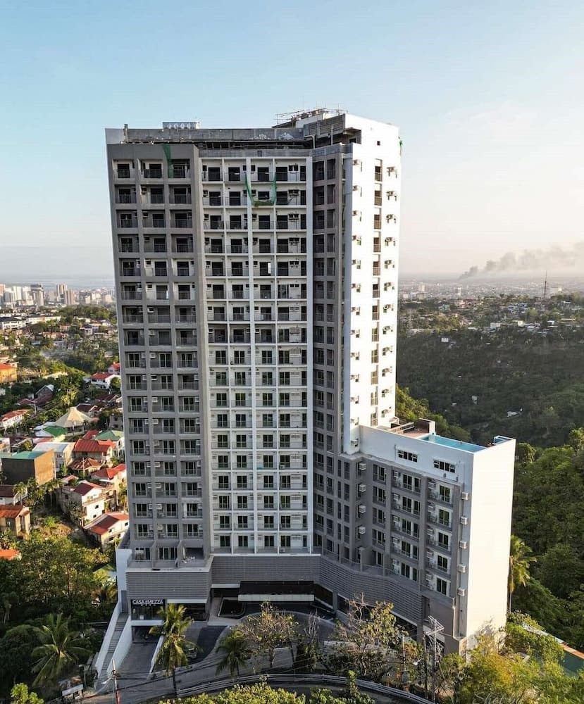 Hayat Sky Towers Service Apartment main