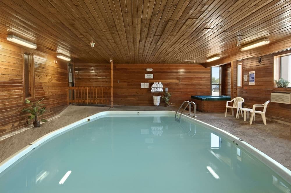 Days Inn By Wyndham Salina I-70 main