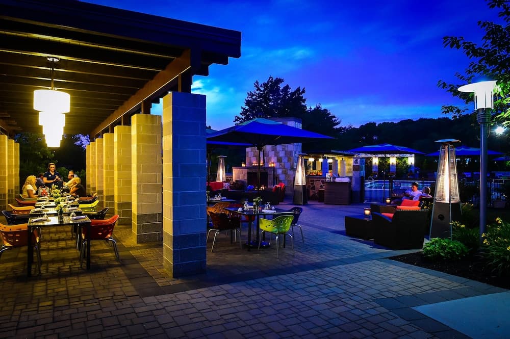 Hotel Indigo Long Island - East End main
