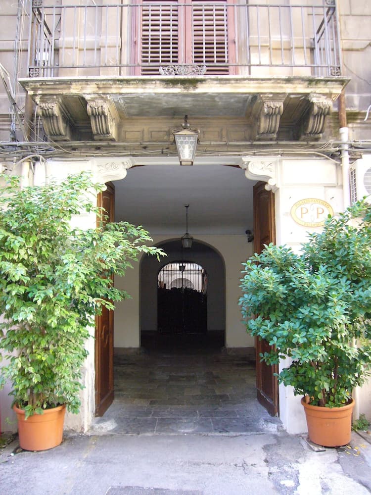 Palazzo Pantaleo main