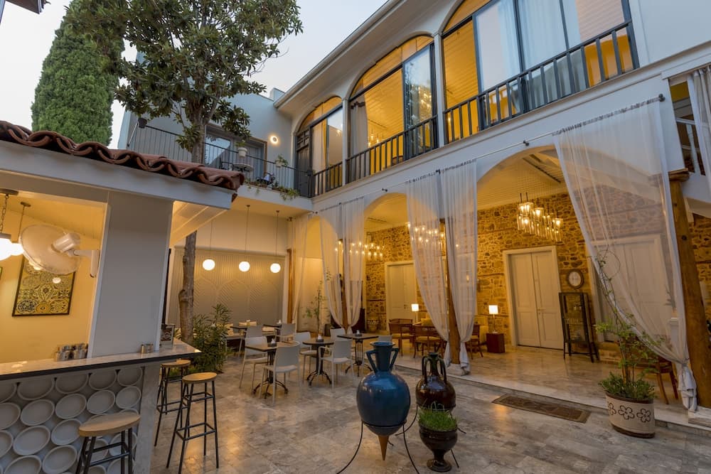 Delight Deluxe Boutique Hotel main