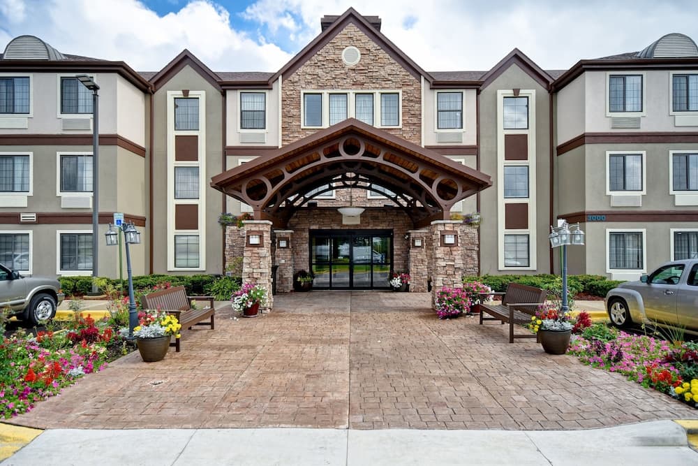 Staybridge Suites Grand Rapids-Kentwood main